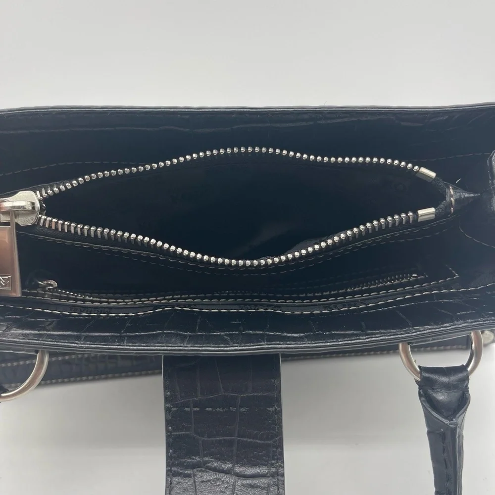 Michael Kors Vintage Croc Embossed Women's Large Handbag B-0806 Metal Studs‎